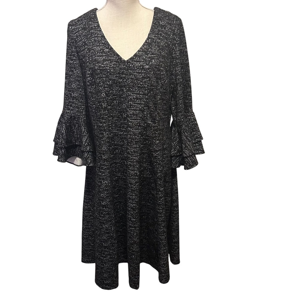 Danny & Nicole Women's 16W Black Ivory Textured Bell Sleeve‎ V-Neck Dress New